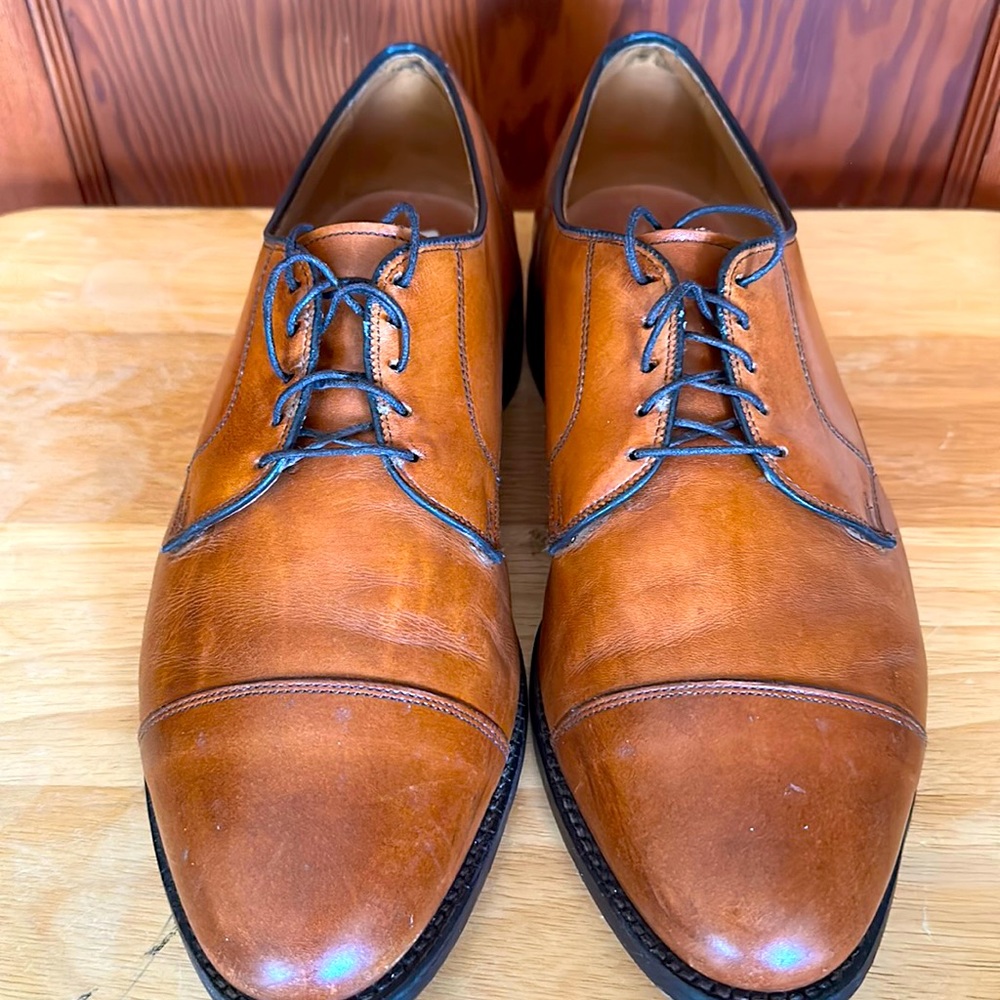 Beautiful tan Allen Edmonds Margate in 10.5 EEE